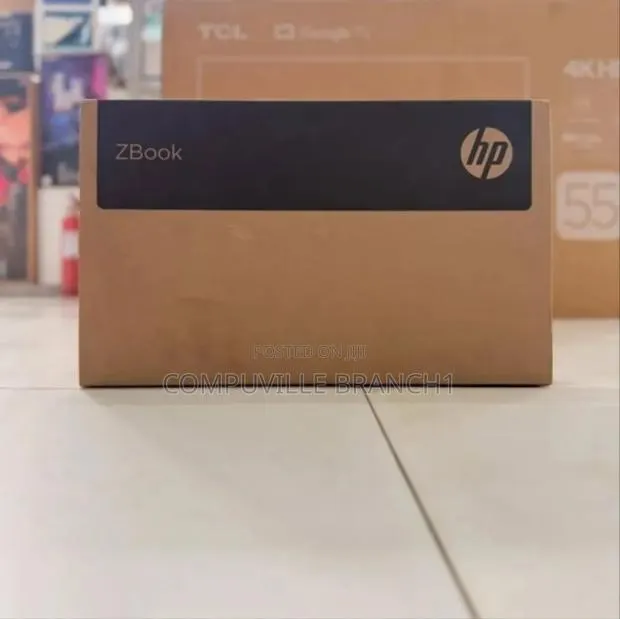 New Laptop HP 32GB Intel Core Ultra 7 SSD 1T · Photo 1
