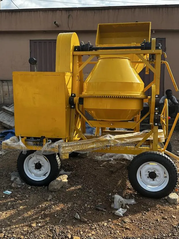 Concrete Mixer 540L - Armystrong Engine · Photo 1