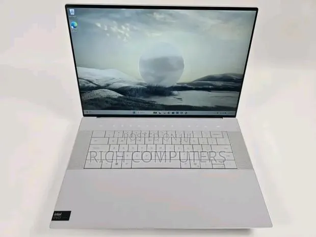 New Laptop Dell XPS 13 16GB Intel Core i5 SSD 512GB · Photo 1