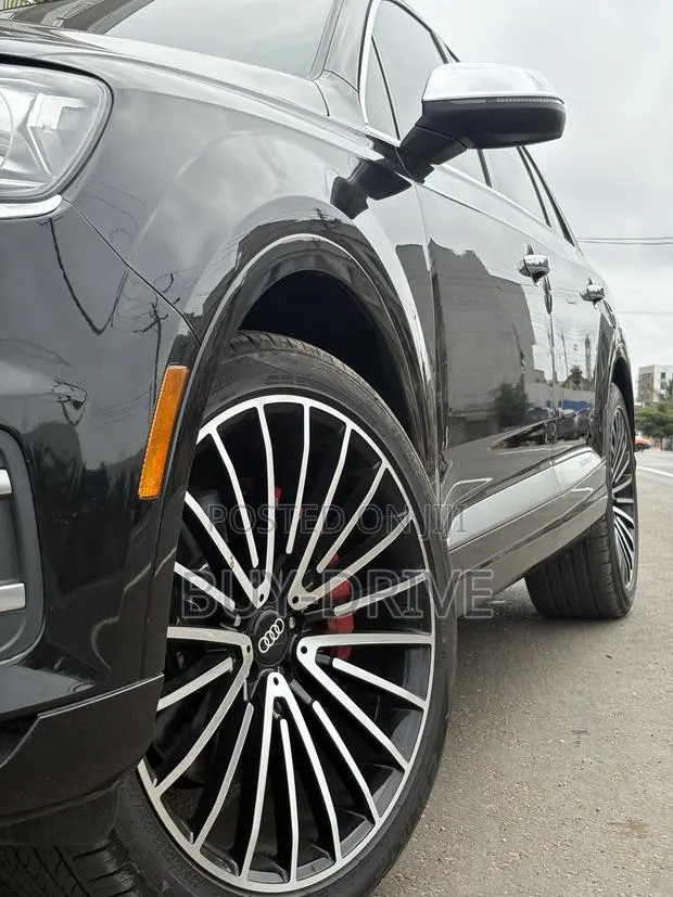 Audi Q7 2.0T Premium AWD quattro 2018 Black · Photo 1