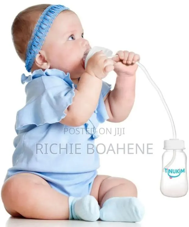 Hand-Free Baby Feeding Easy Bottle · Photo 1