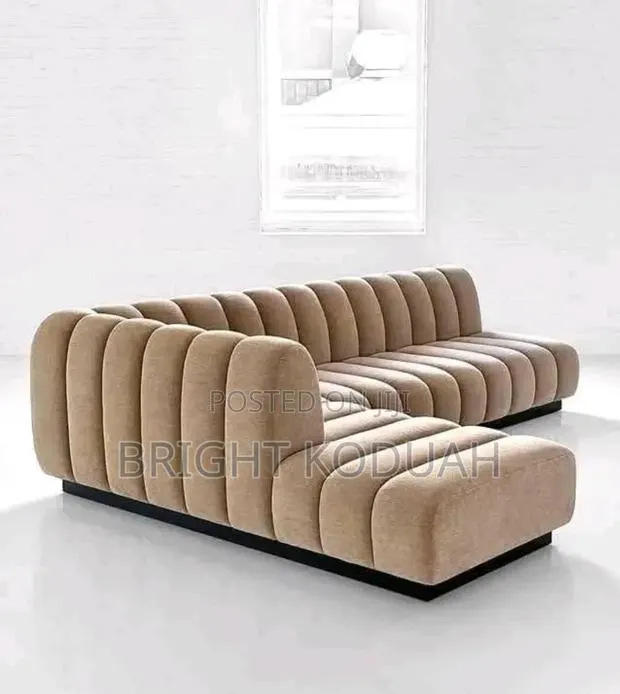 Brownie Poof Poof Sofa · Photo 1