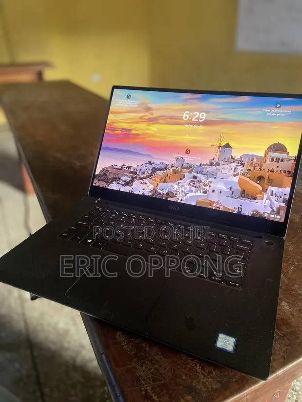 Laptop Dell Precision 15 5540 16GB Intel Core i7 SSD 512GB · Photo 1