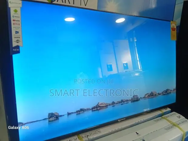 Dolphin Bay 43" Smart Tv With Advanced Picture Dolphine Bay · Photo 1