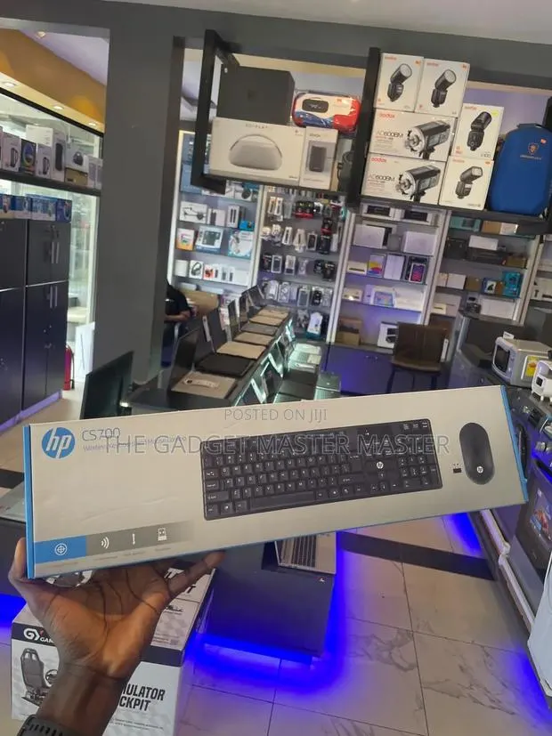 HP Cs700 Wireless Keyboard and Mouse Combo · Photo 1