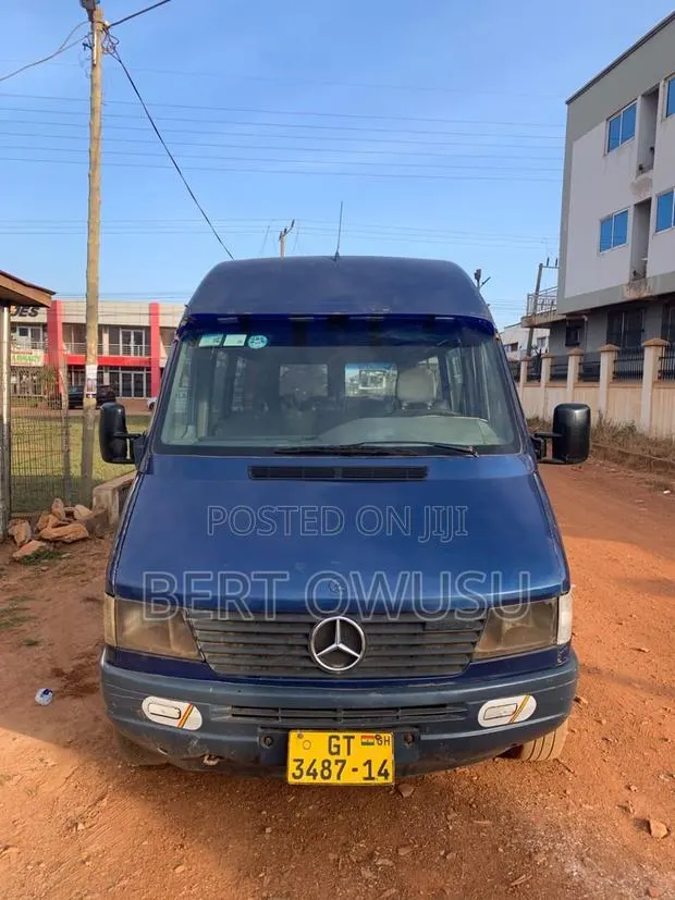 Mercedes-Benz Sprinter 1999 Blue · Photo 1