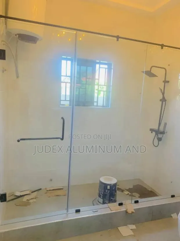 Frameless Shower Glass and Entrance Doors · Photo 1