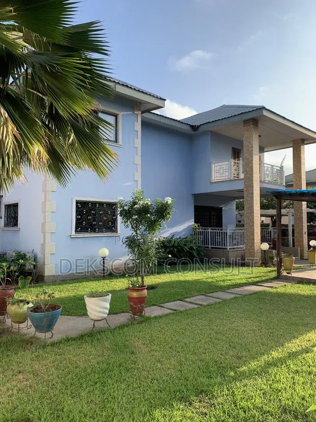 4bdrm House in Oyarifa for sale