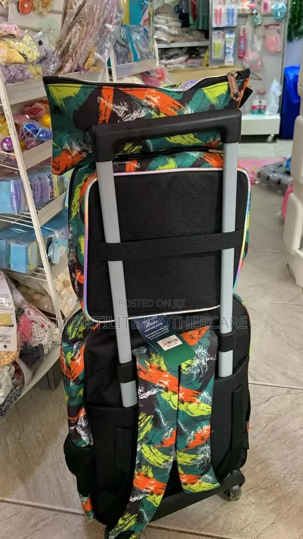 3 in 1 Dragging School Bags · Photo 1