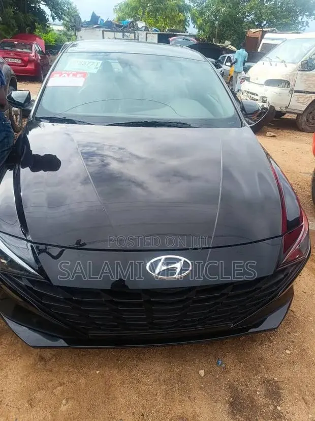 Hyundai Elantra 2021 Black · Photo 1
