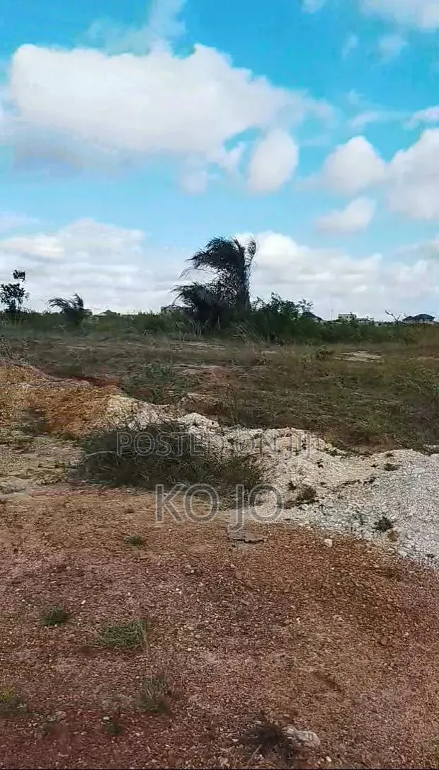 25 Acres of Registered Land at Appolonia · Photo 1