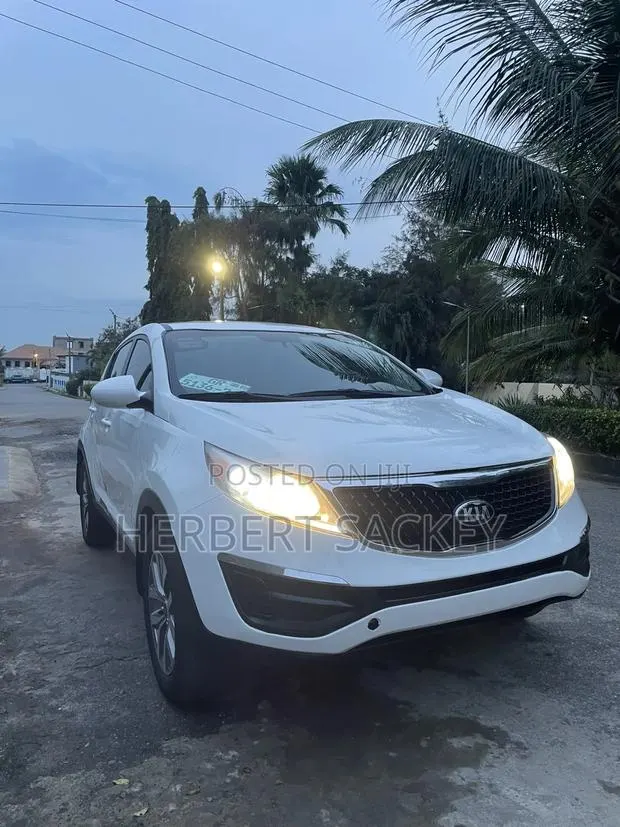 Kia Sportage LX 4dr SUV (2.4L 4cyl 6A) 2014 White · Photo 1