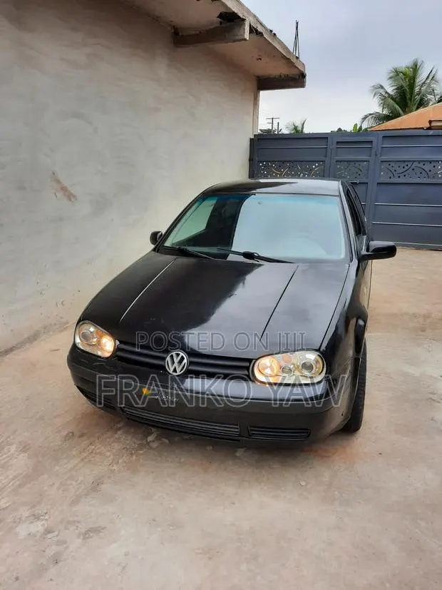 Volkswagen Golf 1999 Black · Photo 1