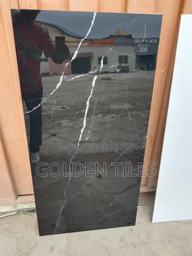 60x120 High Glossy · Photo 1
