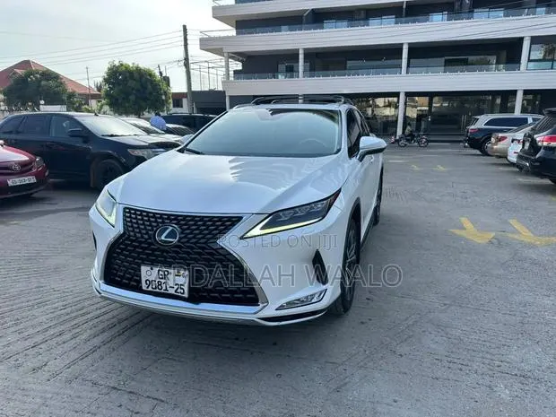 Lexus RX 2022 White · Photo 1