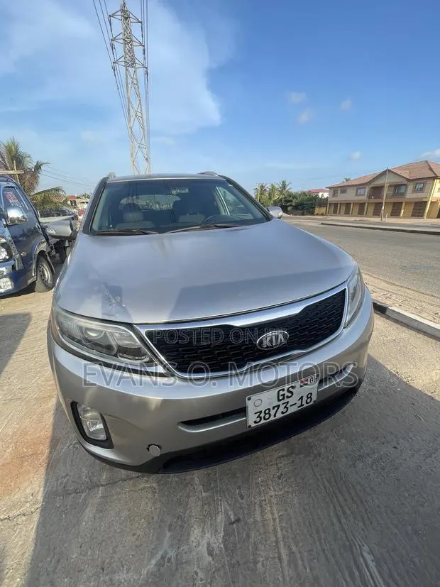 Kia Sorento LX 4dr SUV (2.4L 4cyl 6A) 2014 Gray · Photo 1