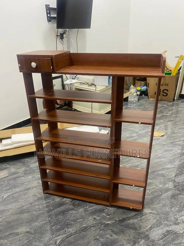 Wooden Shoe Rack · Photo 1