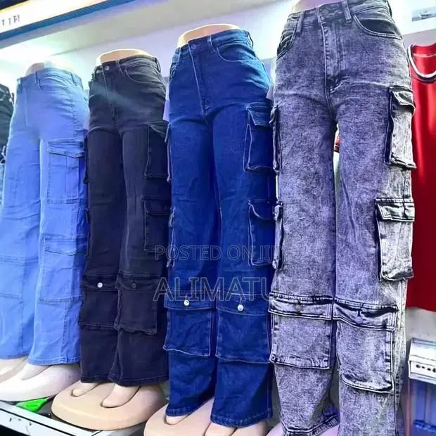 Cargo Jeans Pants · Photo 1