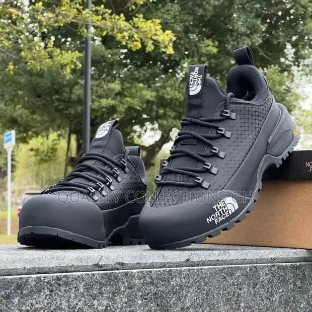 North Face Sneaker Black · Photo 1