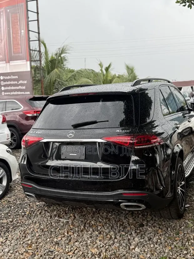 Mercedes-Benz GLE-Class GLE 450 4MATIC 2022 Black · Photo 1