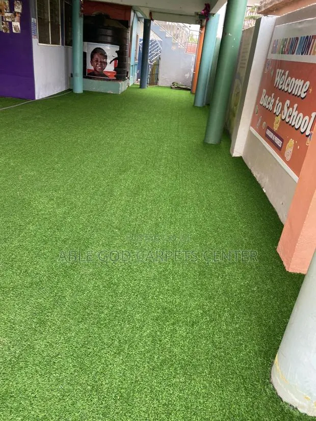 Quality Green Grass Carpets · Photo 1
