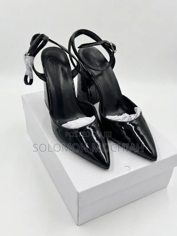 Quality Ladies Block Heels · Photo 1