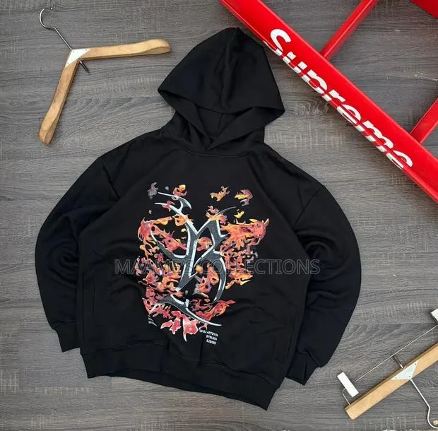 Casual Unisex Hoodie · Photo 1
