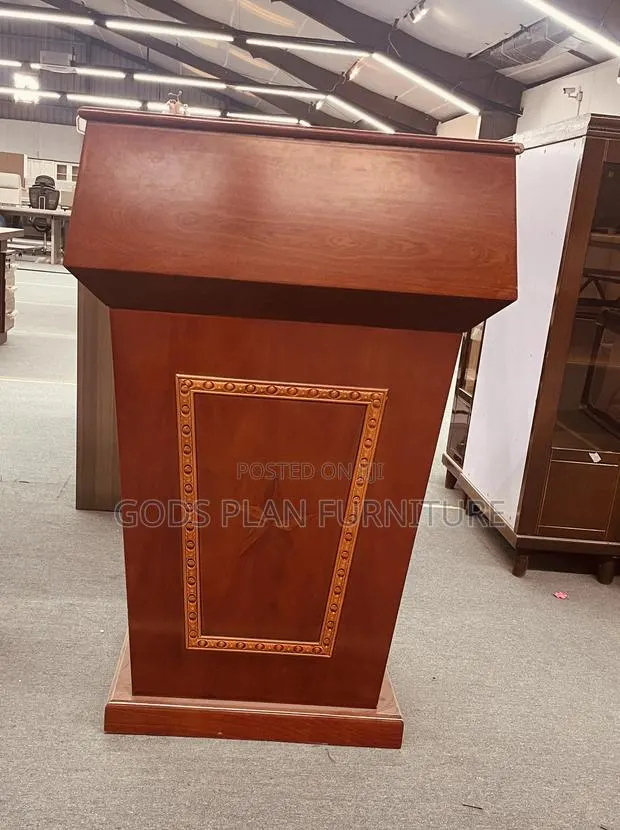 Wooden Podium/Pulpit · Photo 1