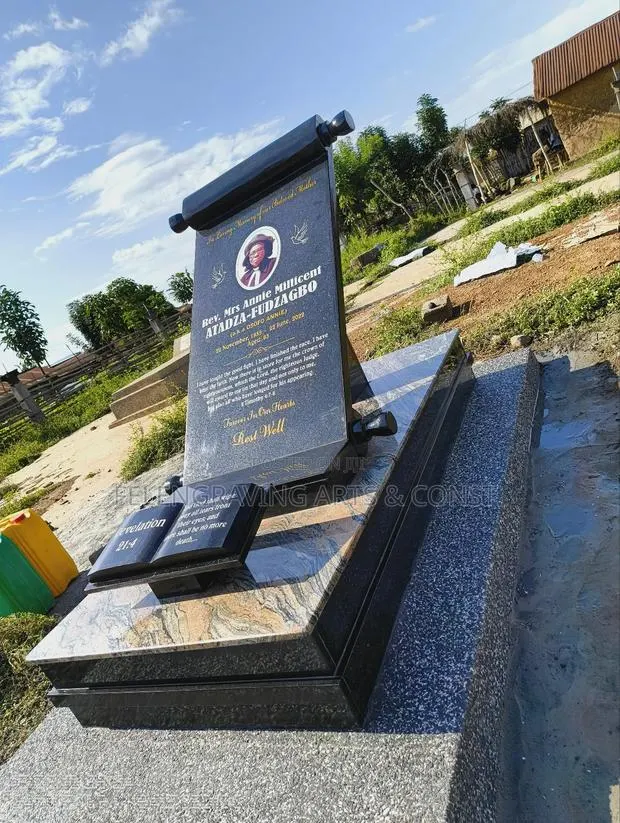 Tombstone Construction · Photo 1