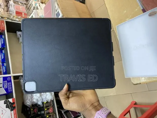 Apple Tablet Case · Photo 1