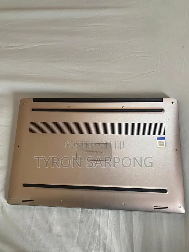 Laptop Dell Precision 15 5520 16GB Intel Core i7 SSD 256GB · Photo 1