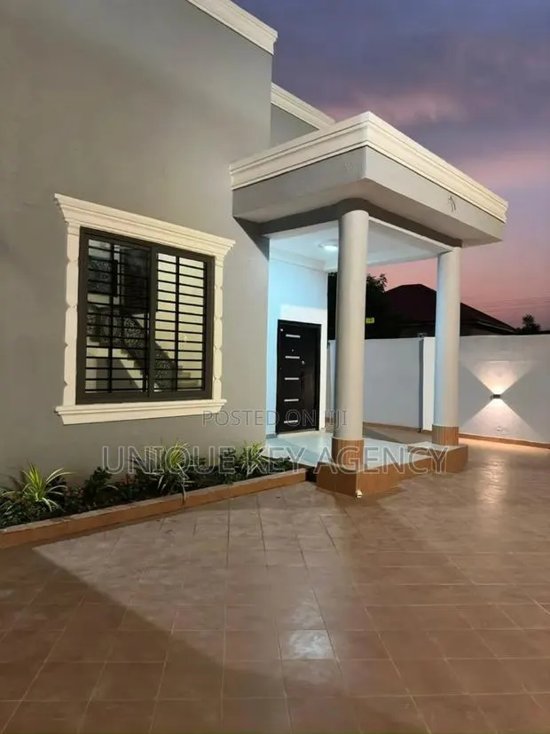 3bdrm House in Unique Key Agency, Millenium City for sale · Photo 1