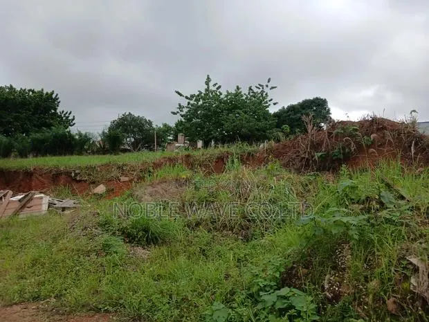 Main Road Land on Santasi -Nkoranza Road for Rent · Photo 2