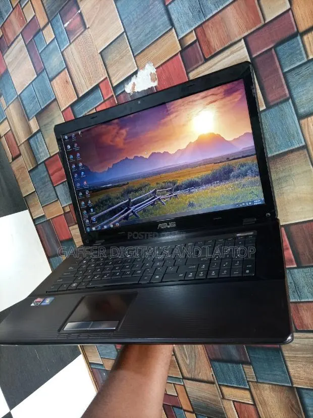 New Laptop Asus A52F 4GB AMD A4 HDD 256GB · Photo 1