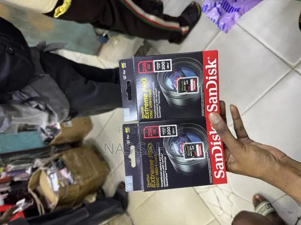 256gb Sandisk Extreme Pro SDXC Uhs-L Memory Card · Photo 1