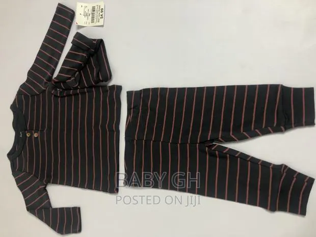 Boys Top Trousers and Hat Set · Photo 1