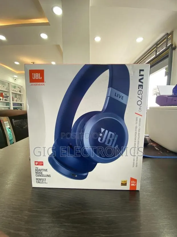 JBL Live 670nc Noise-Canceling Wireless Over-Ear Headphones · Photo 1