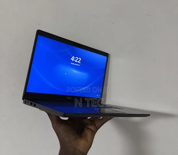 Laptop Dell Latitude 5300 8GB Intel Core i7 SSD 256GB · Photo 1