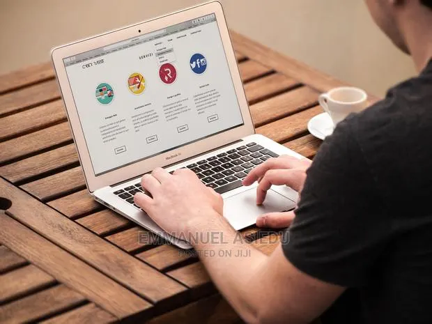 Do You Need a Responsive Website/E-Commerce · Photo 1