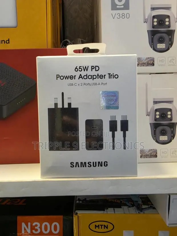 65W High Speed Charger for All Phones and Tablets. · Photo 1