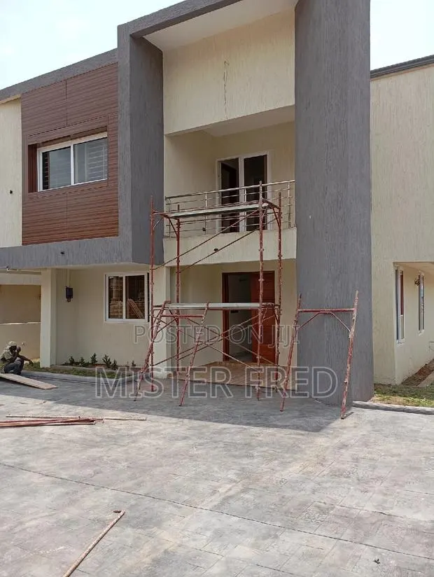 4bdrm House in Westhills Mall Weija for sale · Photo 1