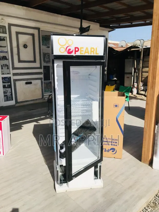 High Quality Pearl PVC 316-2b 1 Door Beverage Cooler. · Photo 1