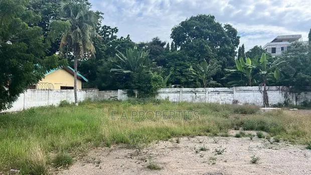 2plots of Land for Sale at Cantonment · Photo 1