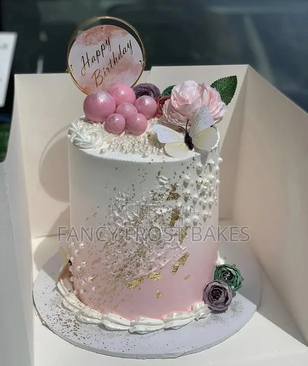 Super Customized Cakes for Birthdays , Wedding and Parties · Photo 1