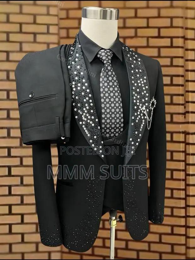 Quality Black Tuxedo Men Suit With Stones Design From Turkey · Photo 1