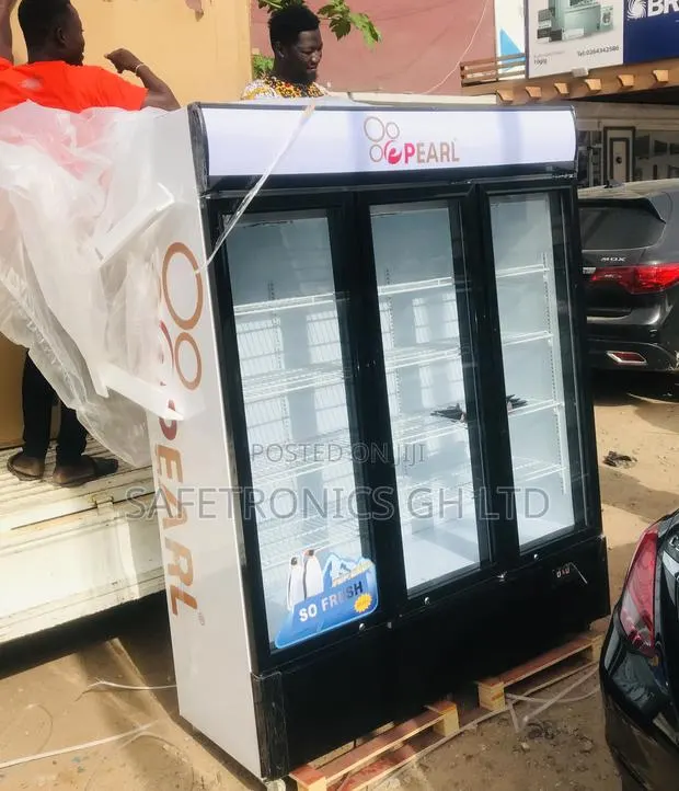 Fast Cooling Pearl PVC-150 Display 3 Doors Fridge · Photo 1