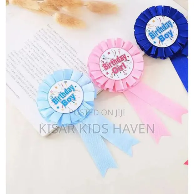 Birthday Boy / Girl Rosette Badge ( Price For 1) · Photo 1