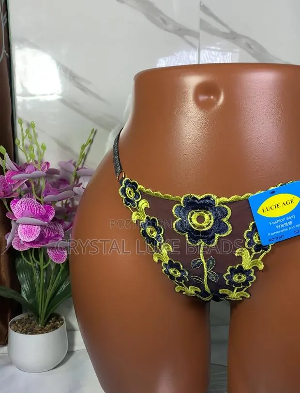 Floral Ladies Panty · Photo 1