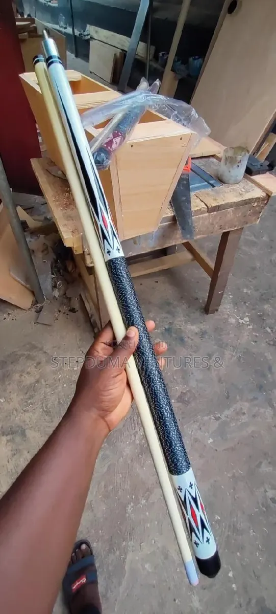Brand New Screw Adjustable Snooker Sticks · Photo 1