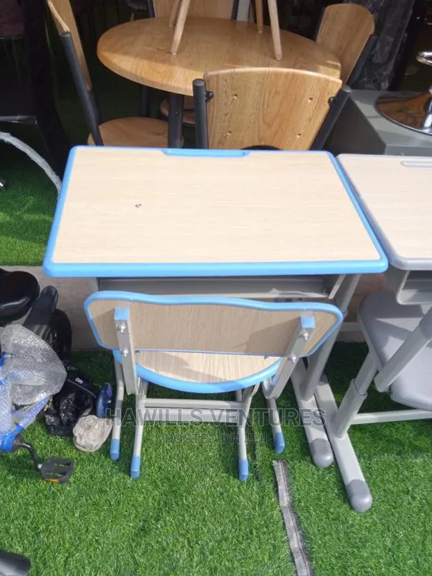 Kid's Study Desk Table and Chair · Photo 1